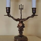 Lampe candélabre 2 feux en laiton doré et ciselé