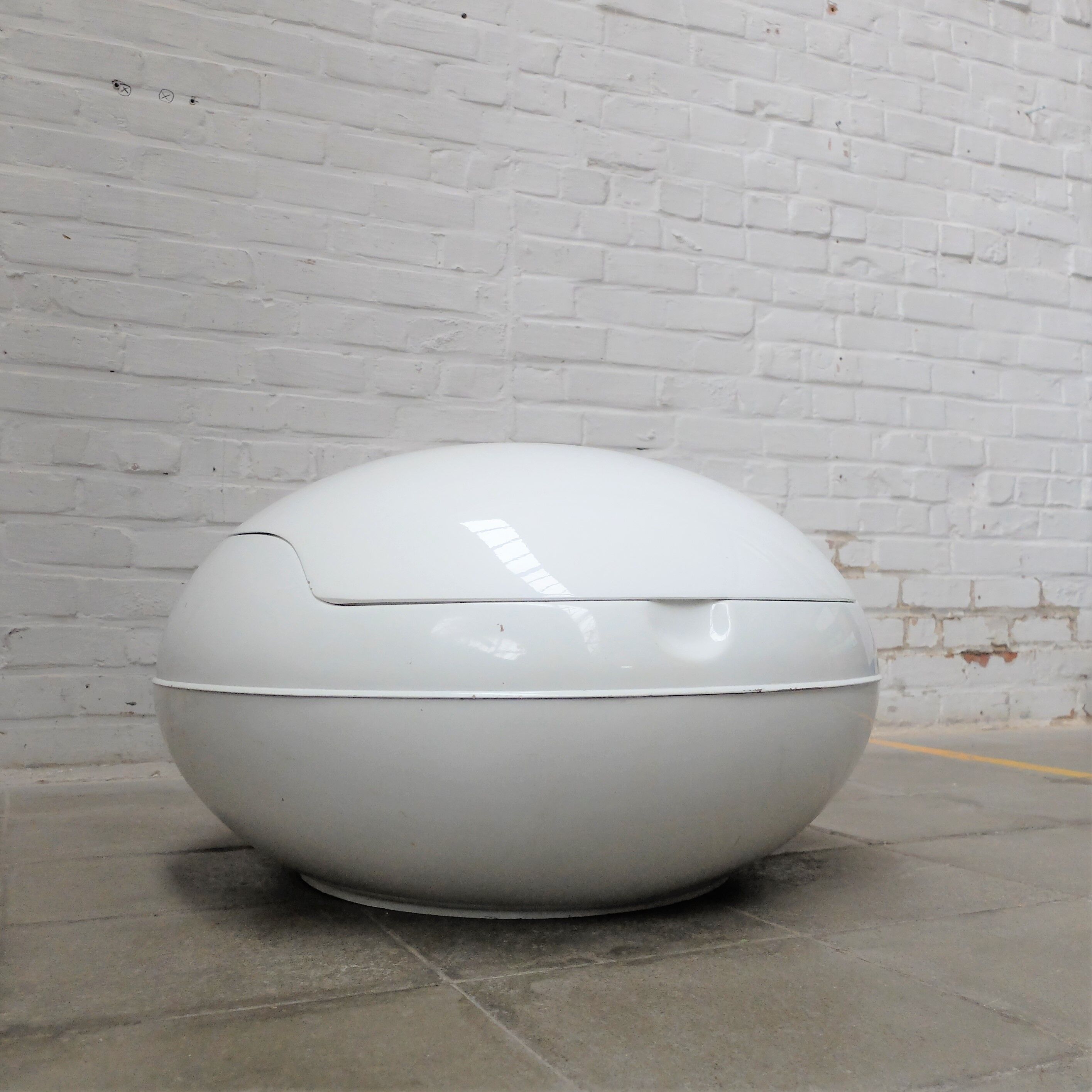 Fauteuil oeuf Ghyczy