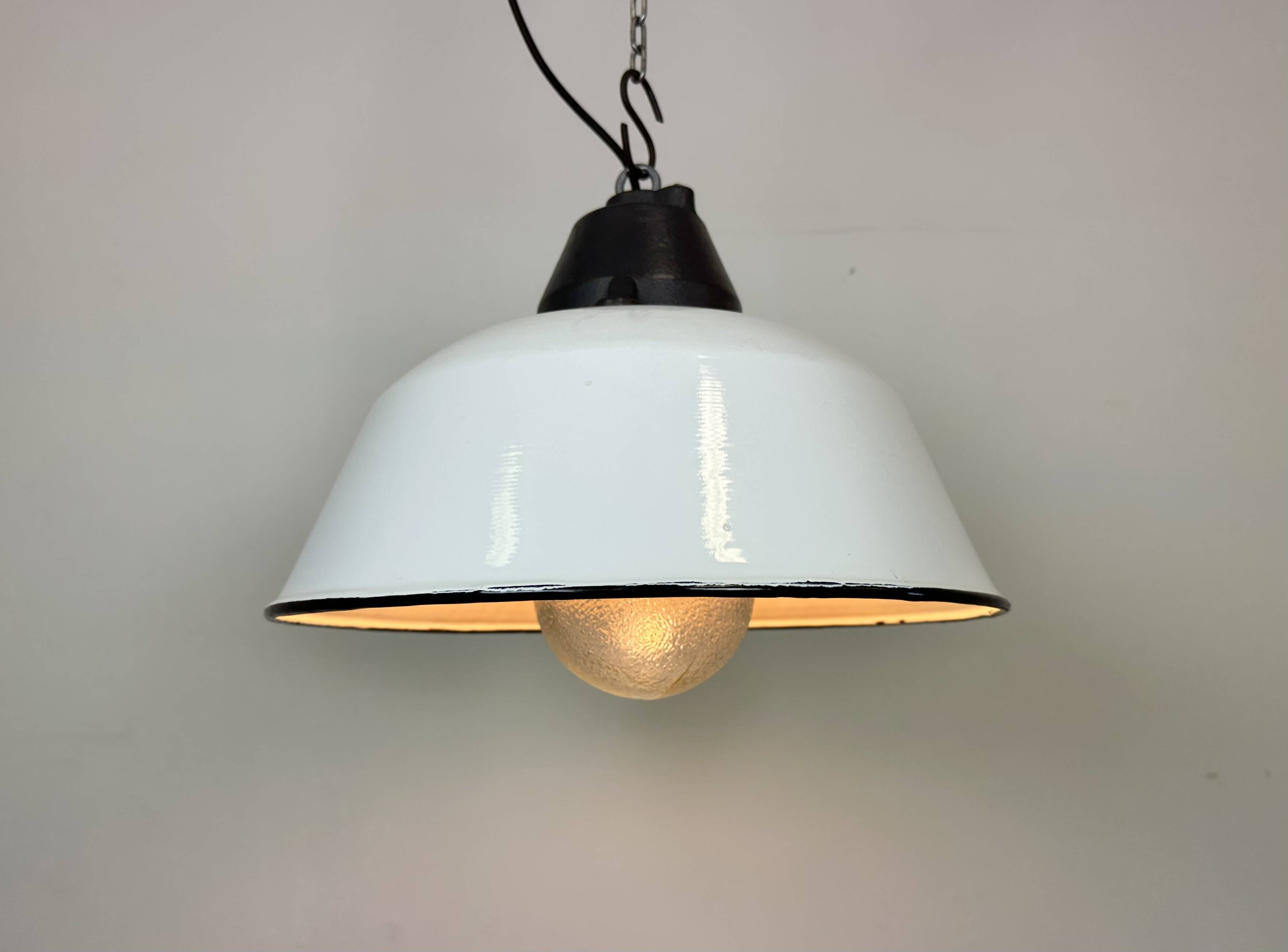 White enamel and cast iron industrial pendant light with glass cover, 1960s