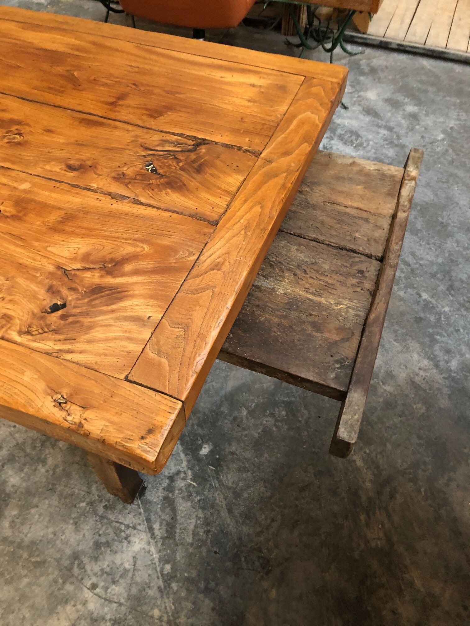 Old farm set massive Elm table