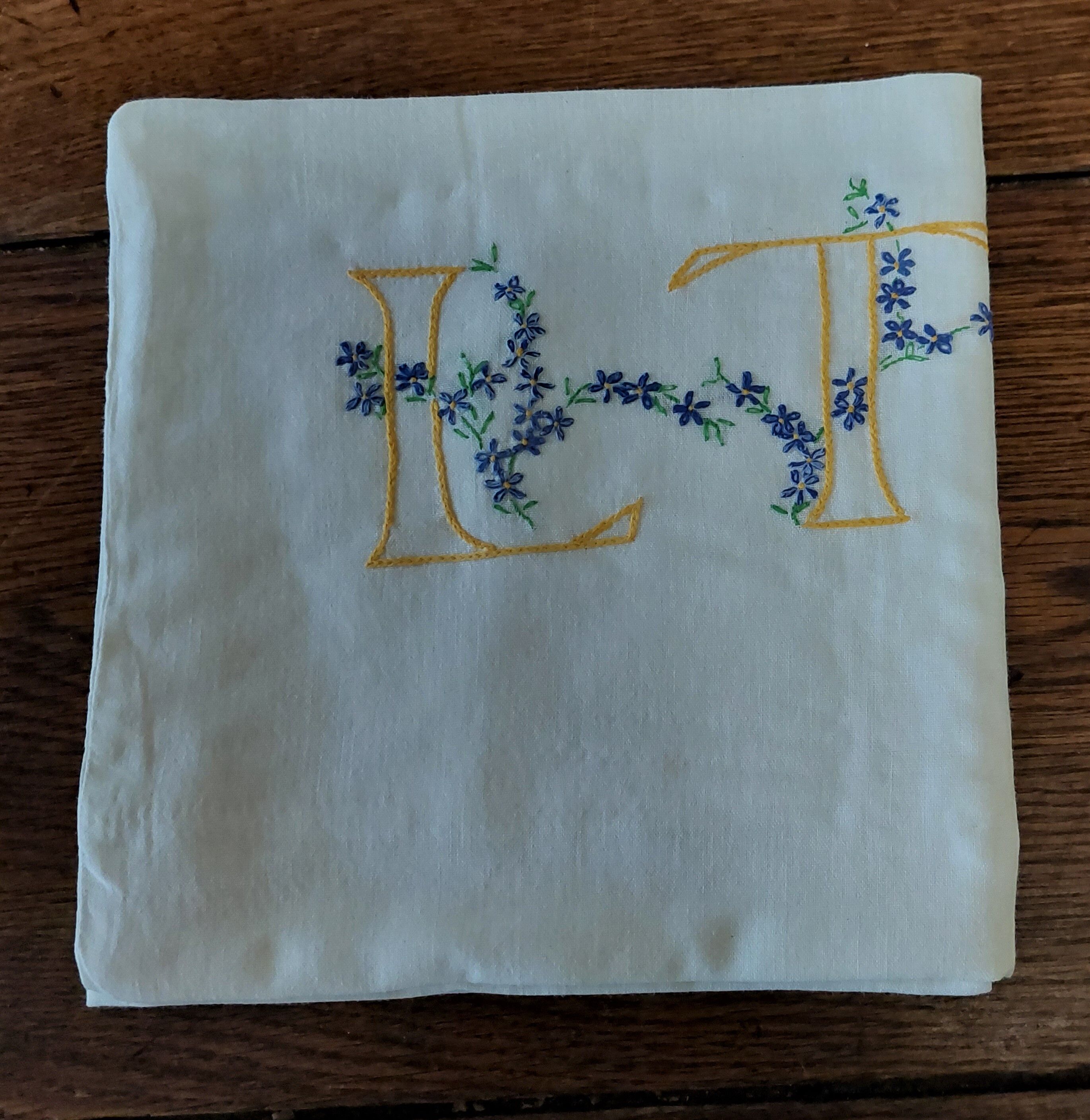 Vintage pillowcase monogram LT cotton 52 X 68 cm