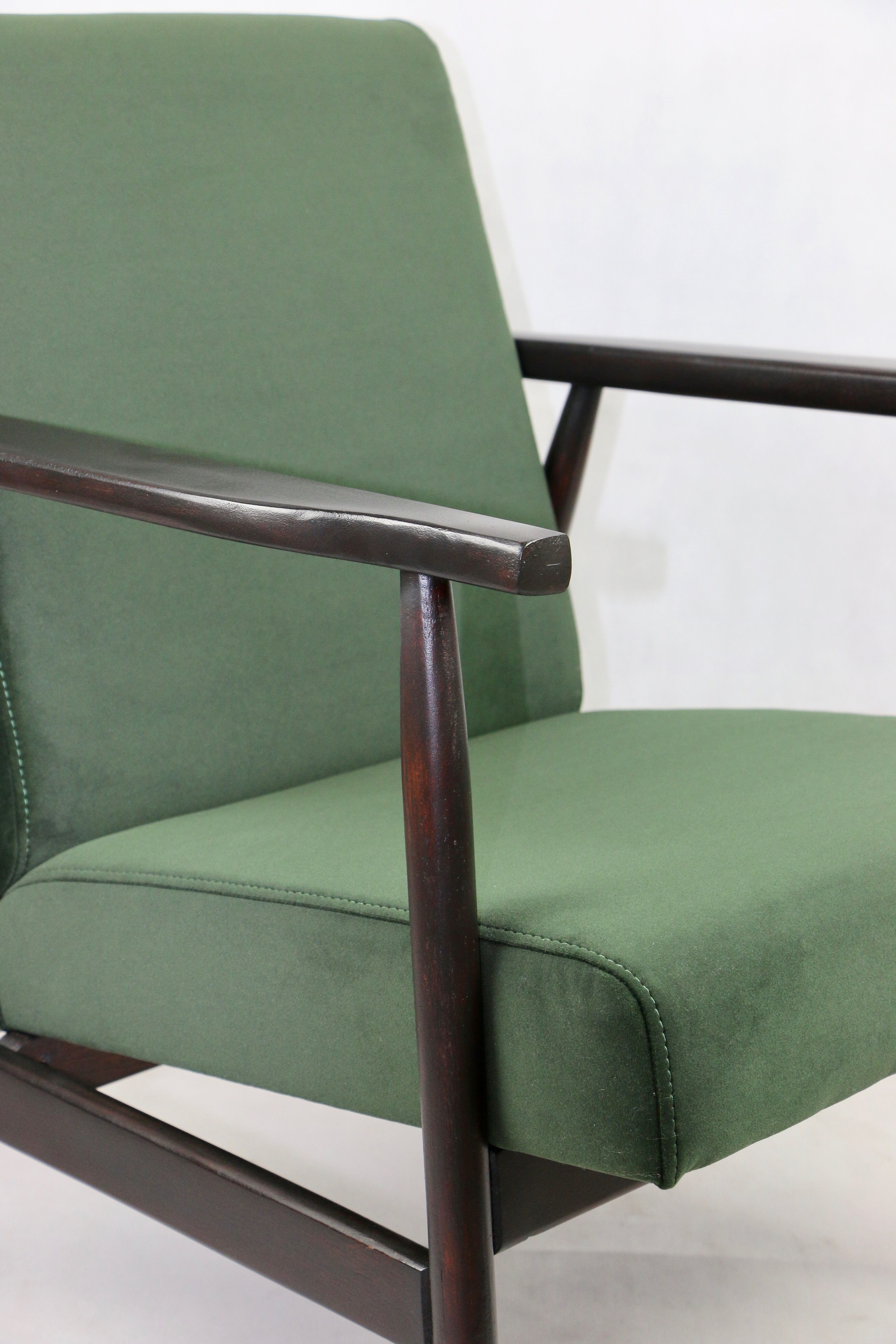 Vintage green olive easy chair, 1970s - dark wood