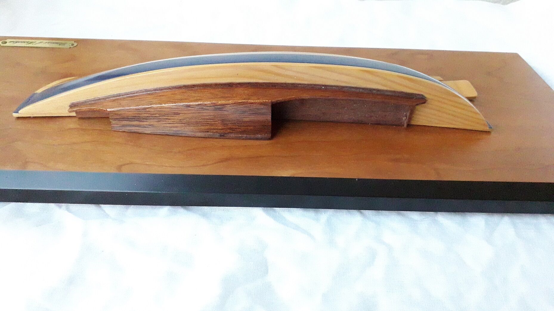 Maquette bateau demi-coque