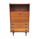 Vintage showcase