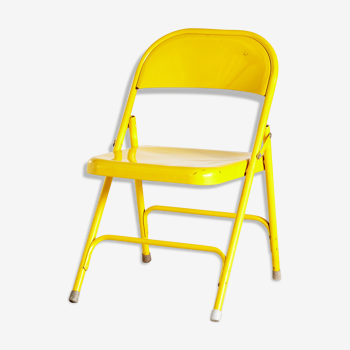 Chaise pliable jaune