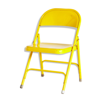 Chaise pliable jaune