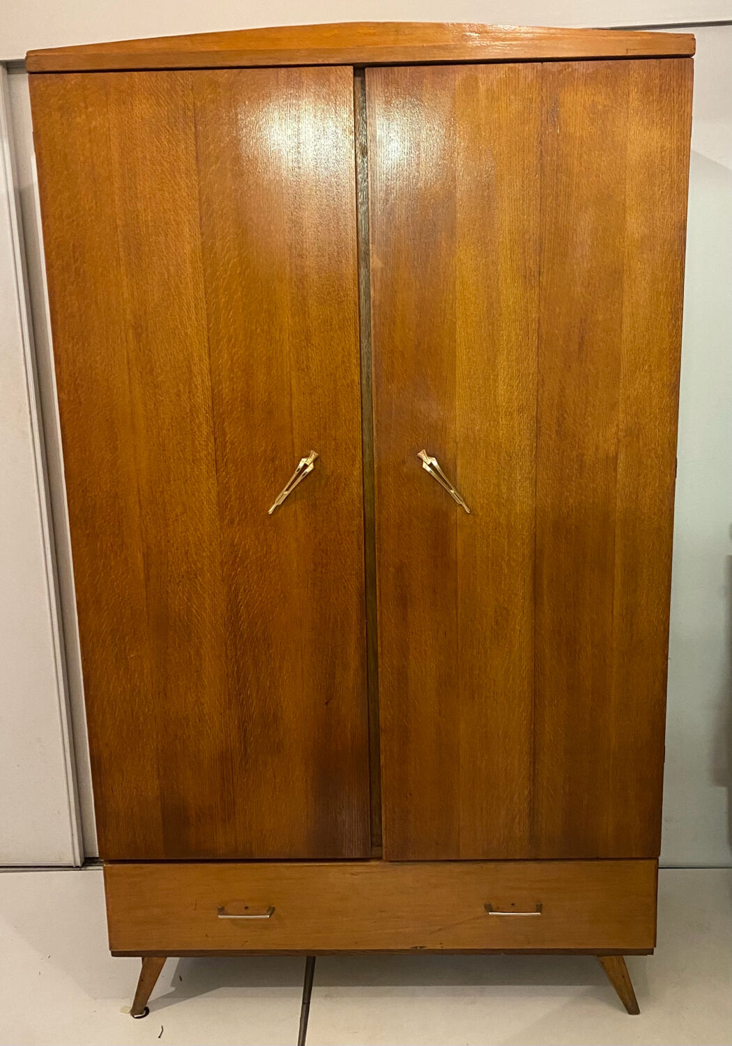 Vintage feet compass cabinet