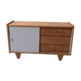 Armoire pour poupée