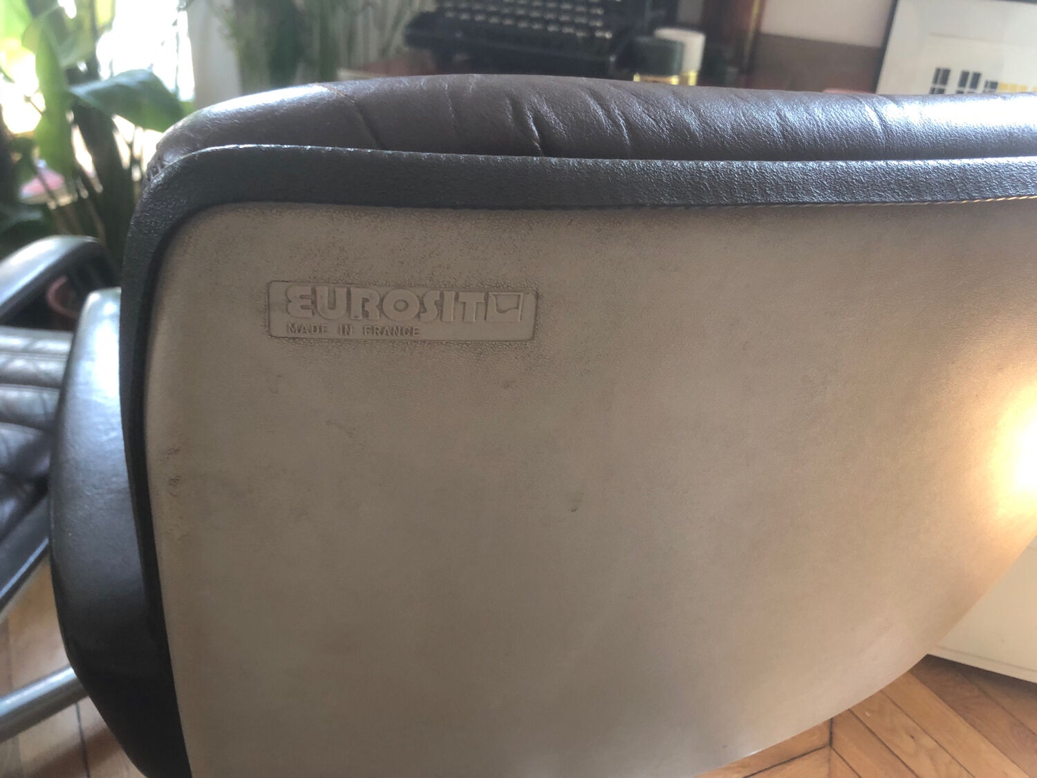 Eurosit leather chair (year 70/80)
