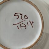 Coupe en faïence italienne décor floral bordeaux