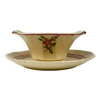 Sauceboat "Armelle", Sarreguemines, late 19th - early 20th century