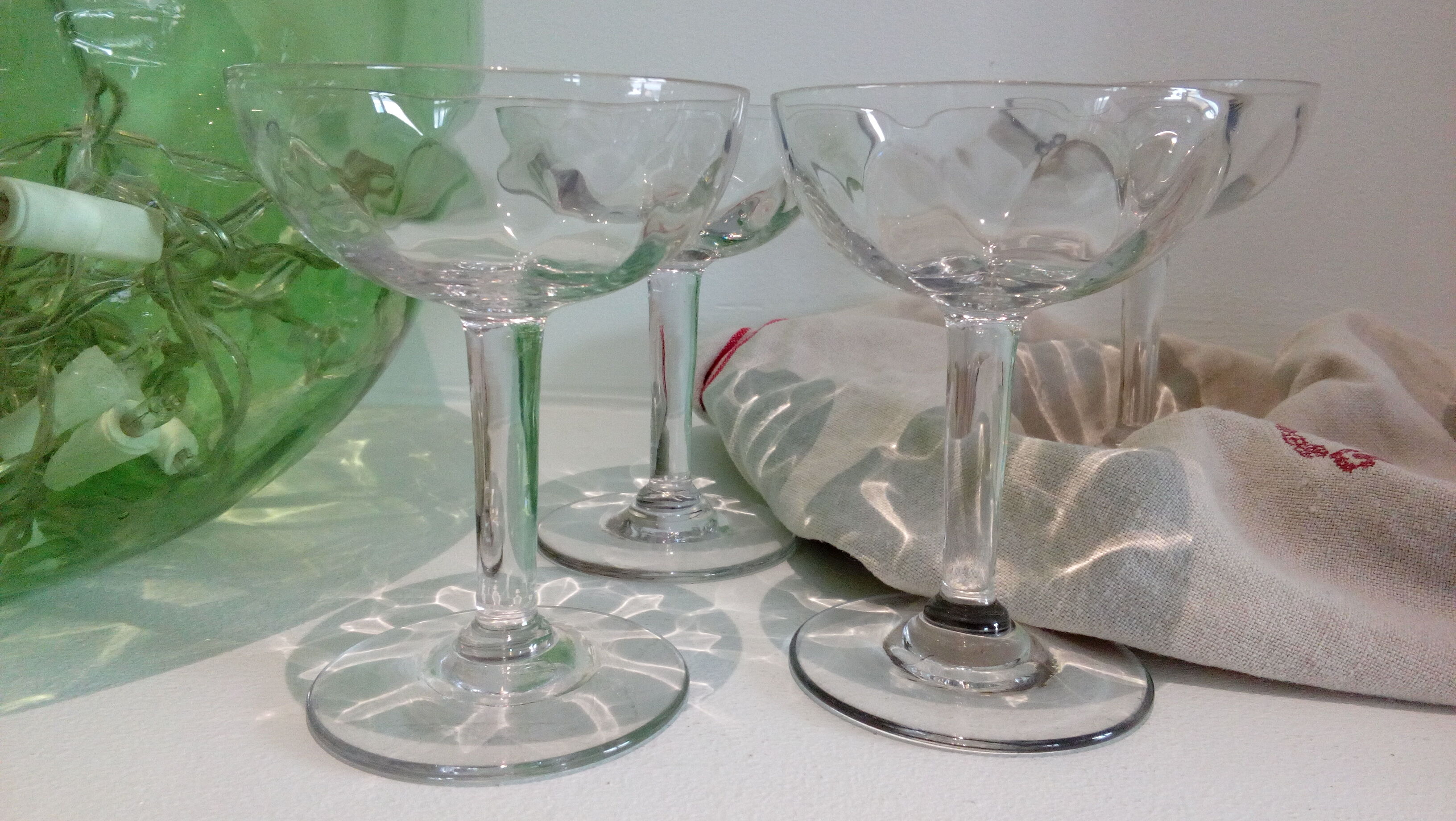 Set of 6 champagne glasses