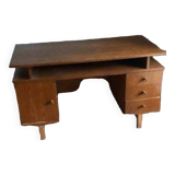 Large vintage desk in good condition