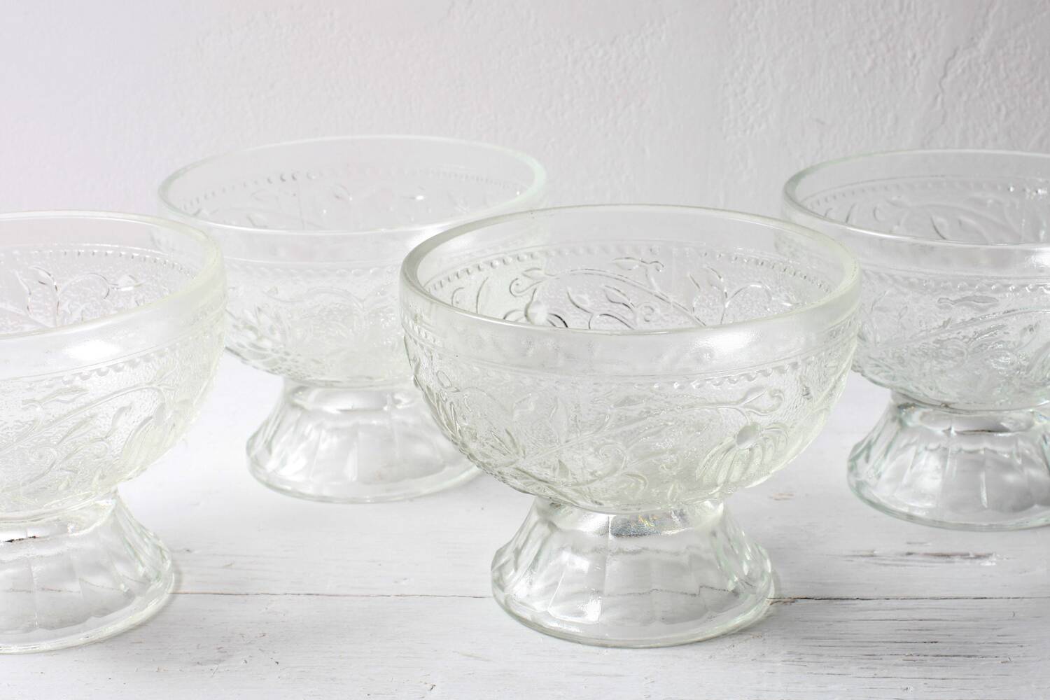 Set of 4 Vintage Pressed Glass Dessert Bowls Cibulak by Pavel Panek / 1977