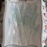 Old Longchamps plate Terre de Fer – Model 1428 – Floral decoration & asparagus in relief – 39 x 23 cm