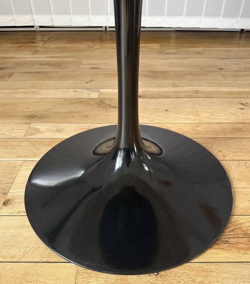 Knoll Saarinen table 91 cm