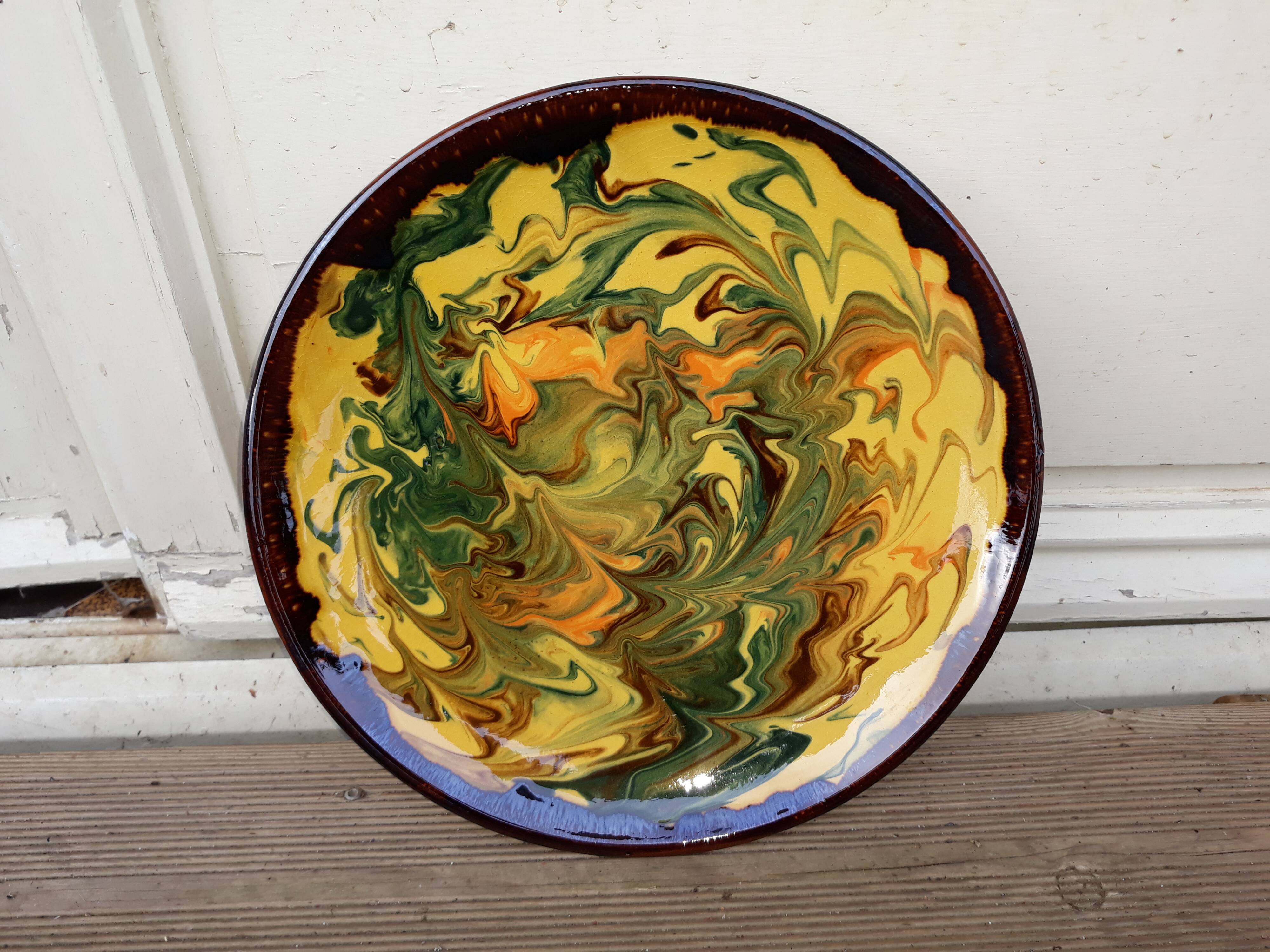 Marbled artisanal ceramic dish from Spain