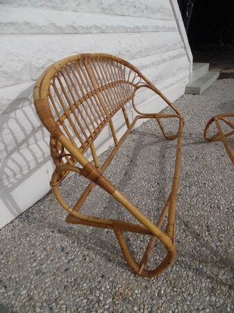 Rattan bed