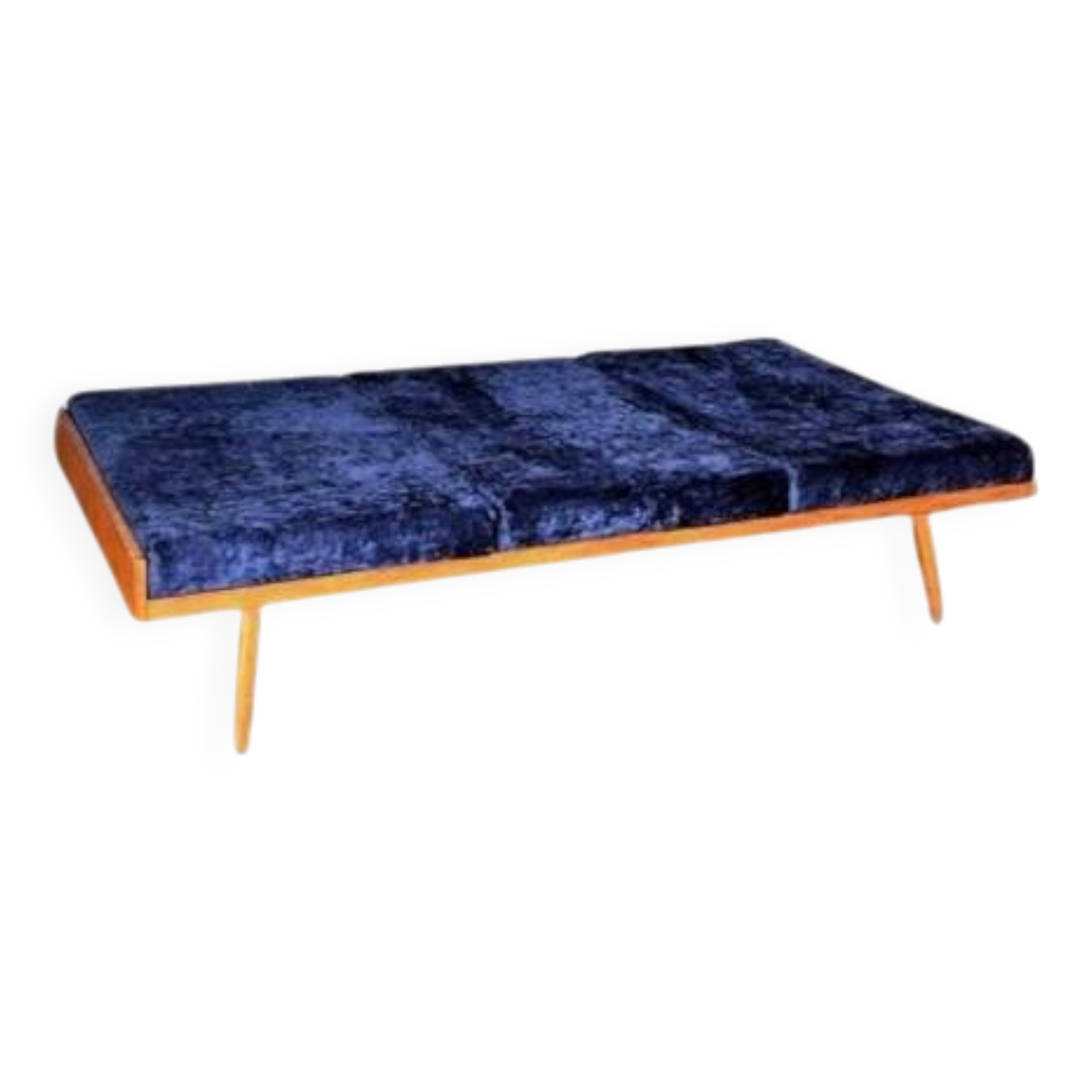 Restored mid-century daybed by ton – 1960s design classic