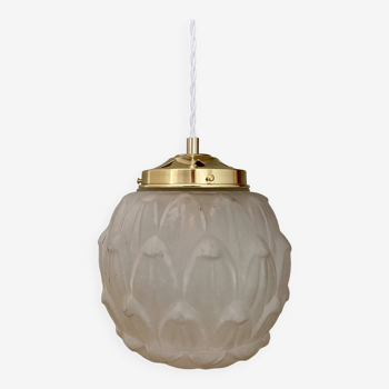 Vintage art deco globe pendant light in frosted glass