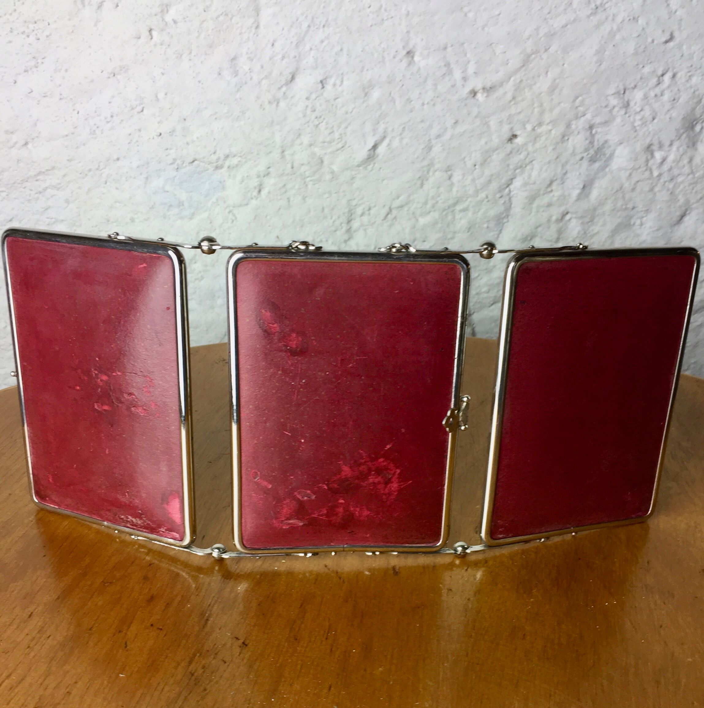 Triptych barber mirror