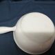 Plat en porcelaine