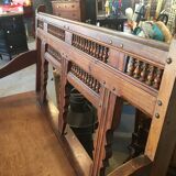 Chest bench