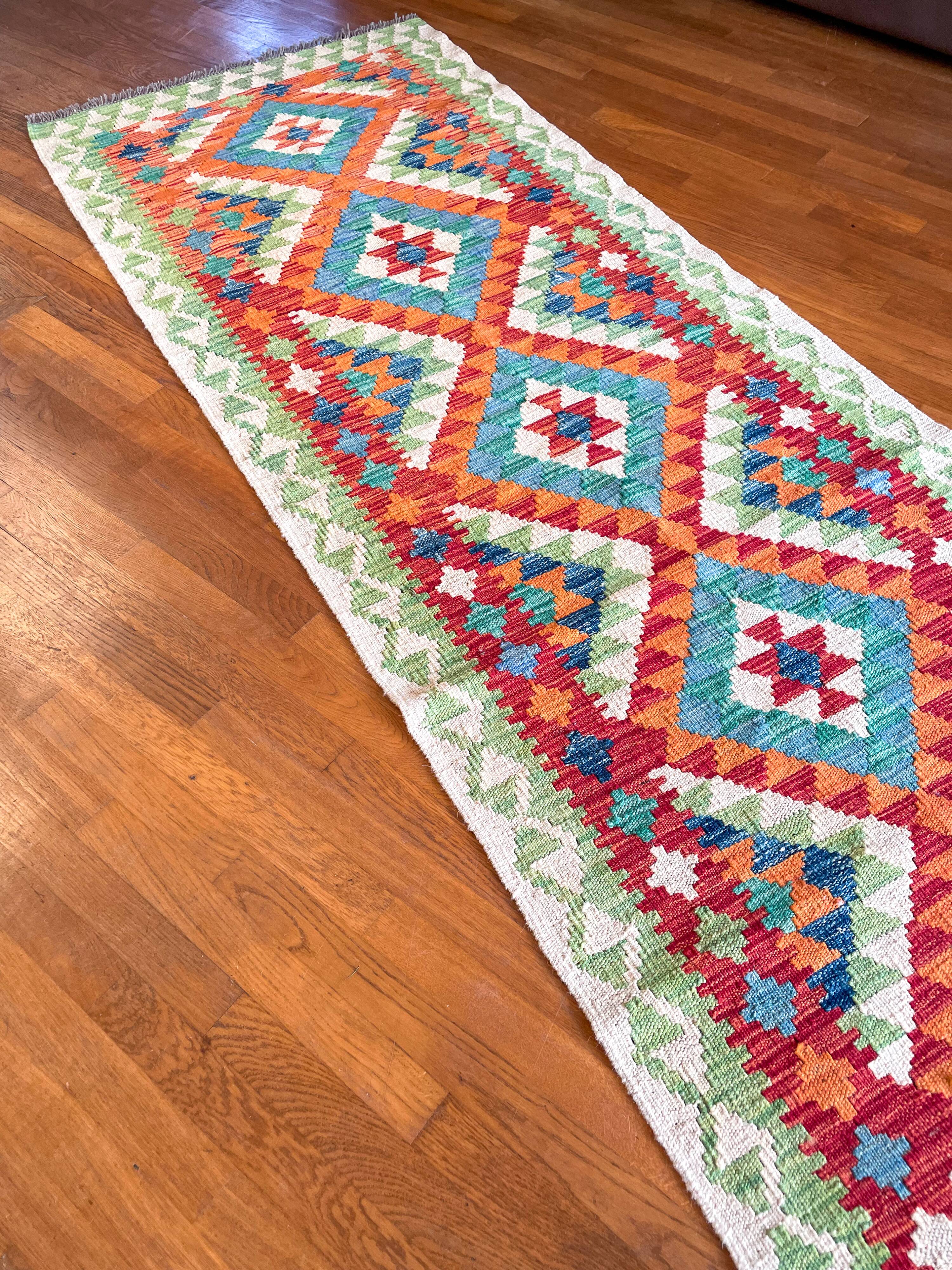 Tapis kilim afghan de couloir coloré vert rouge orange fait main en laine
