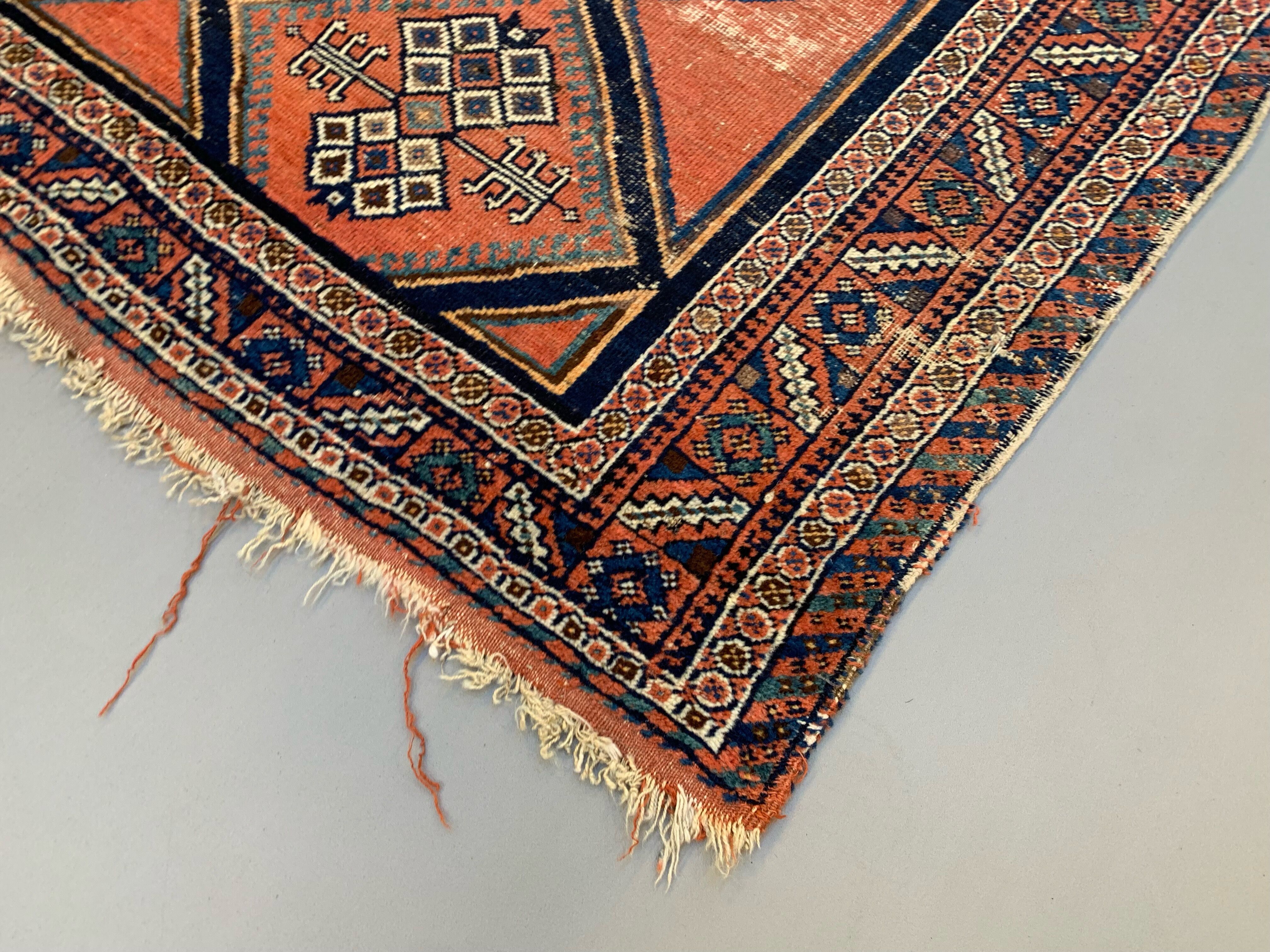 Vintage tribal rug 158x124 cm