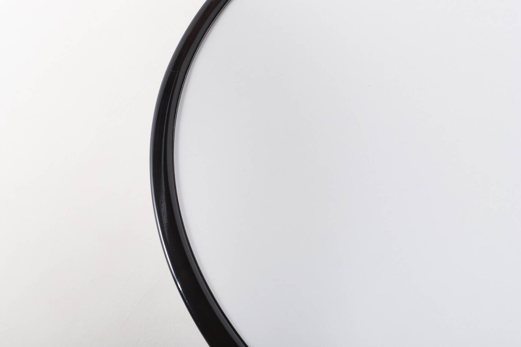 Impressive Vintage Italian coffee table – drinks storage table, 1980’s