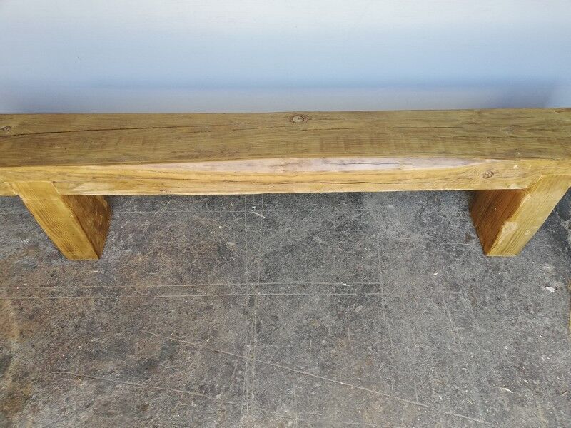 Bench in solid wood