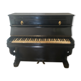 Piano droit noir