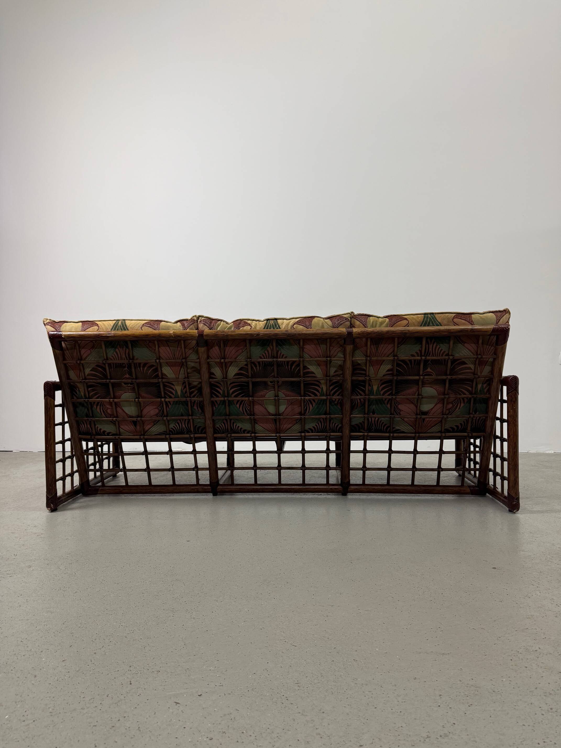 Canapé italien des années 1970 en bambou, rotin, laiton et tissu style Liberty