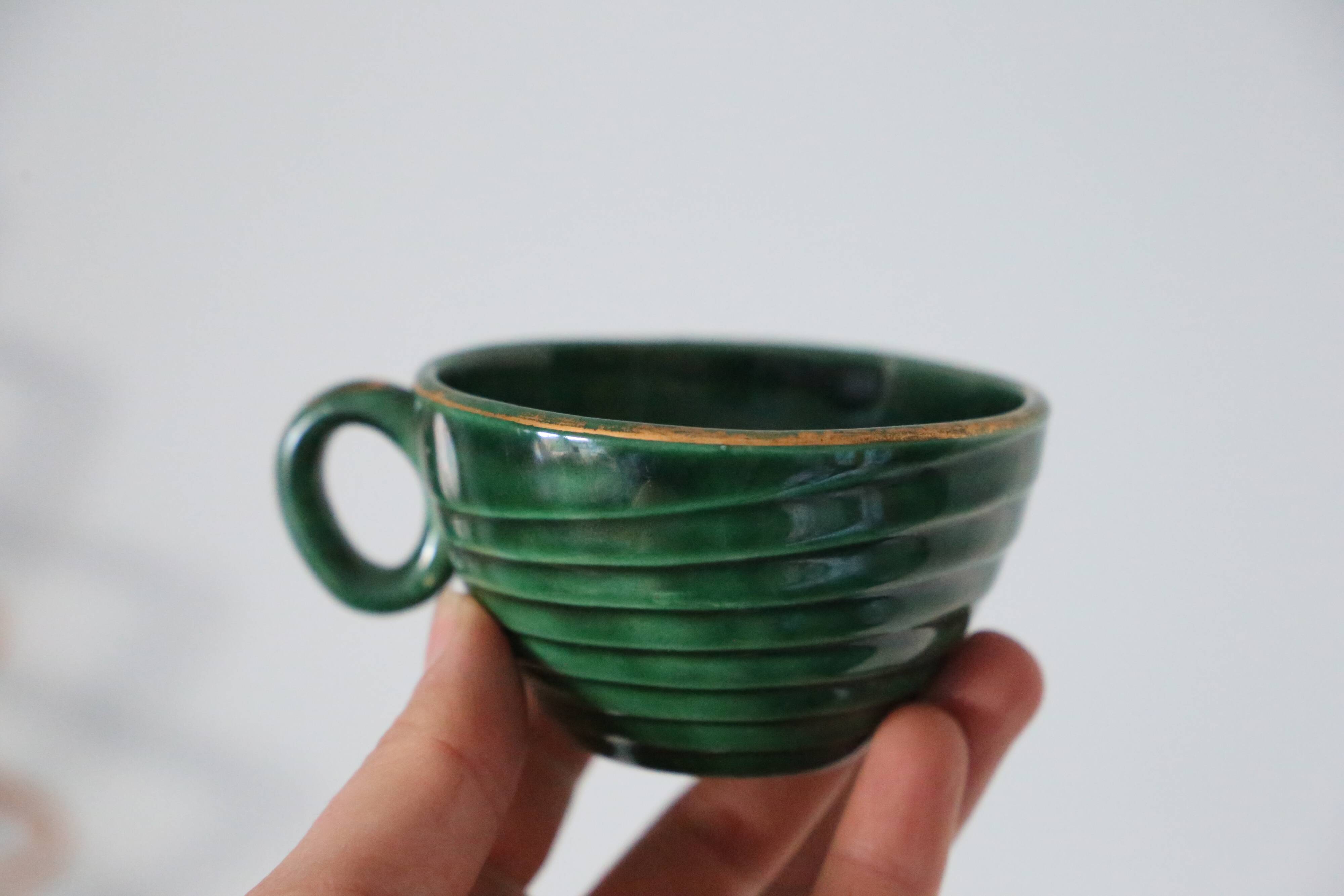 Paire de tasses vertes St Clément vintage