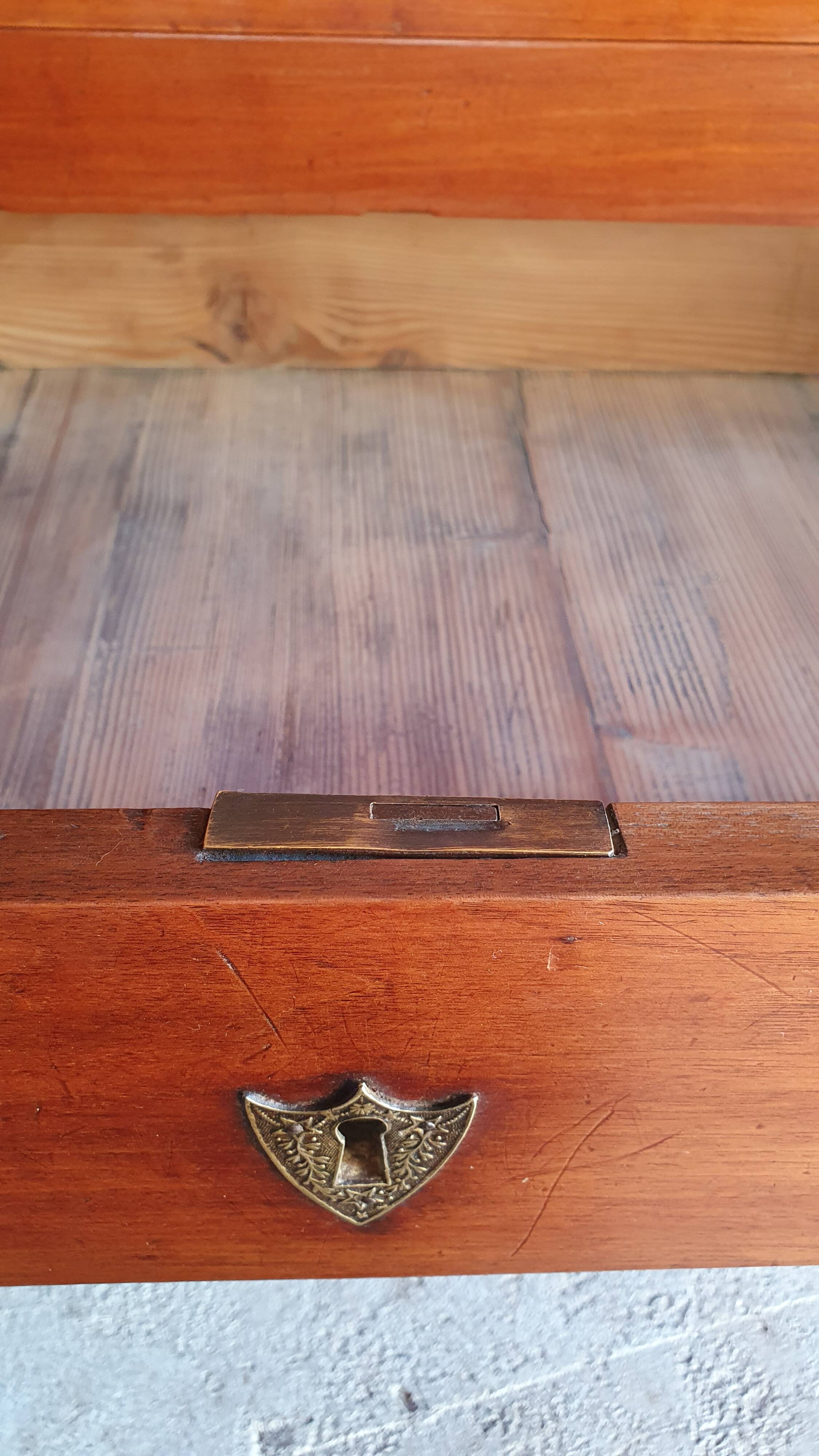 Empire Commode