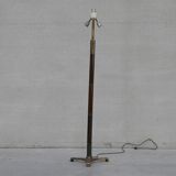 Lampadaire en laiton et bois du milieu du siècle