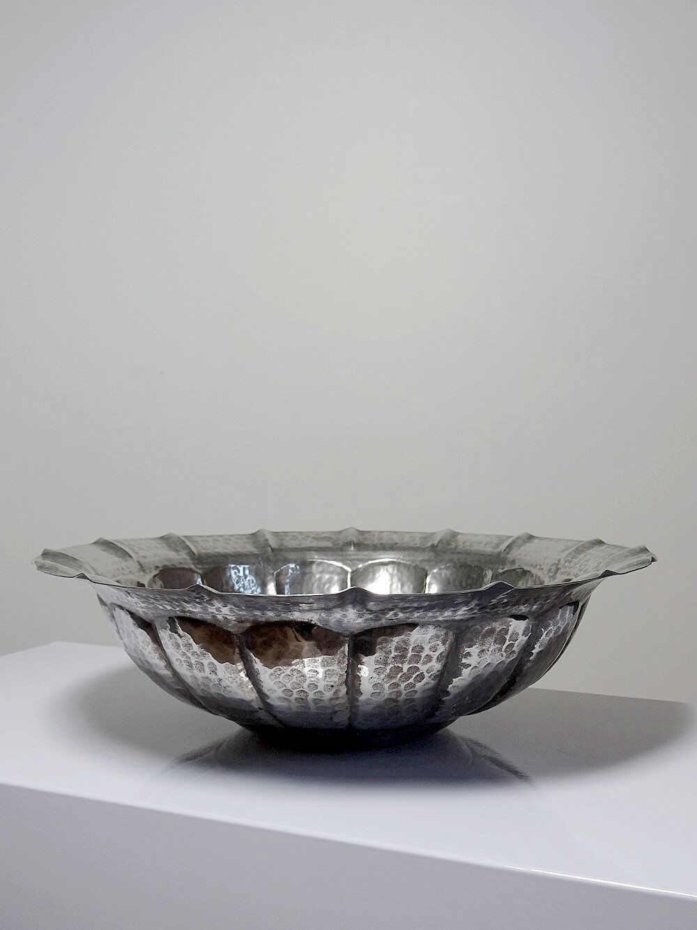 Large basin, bowl, Olri Italy vintage 1950s hammered silver.