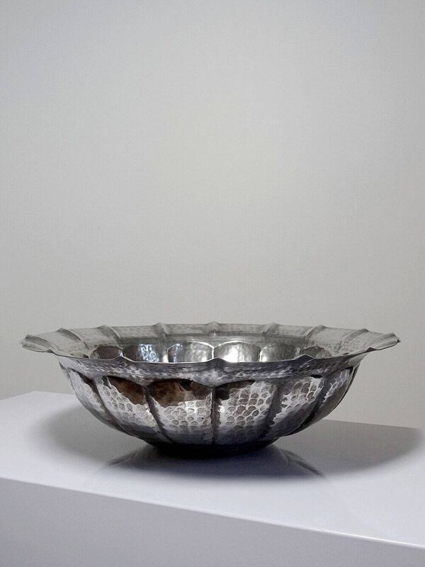 Grande bassine, coupe, Olri Italie vintage année 50 martelée argentée