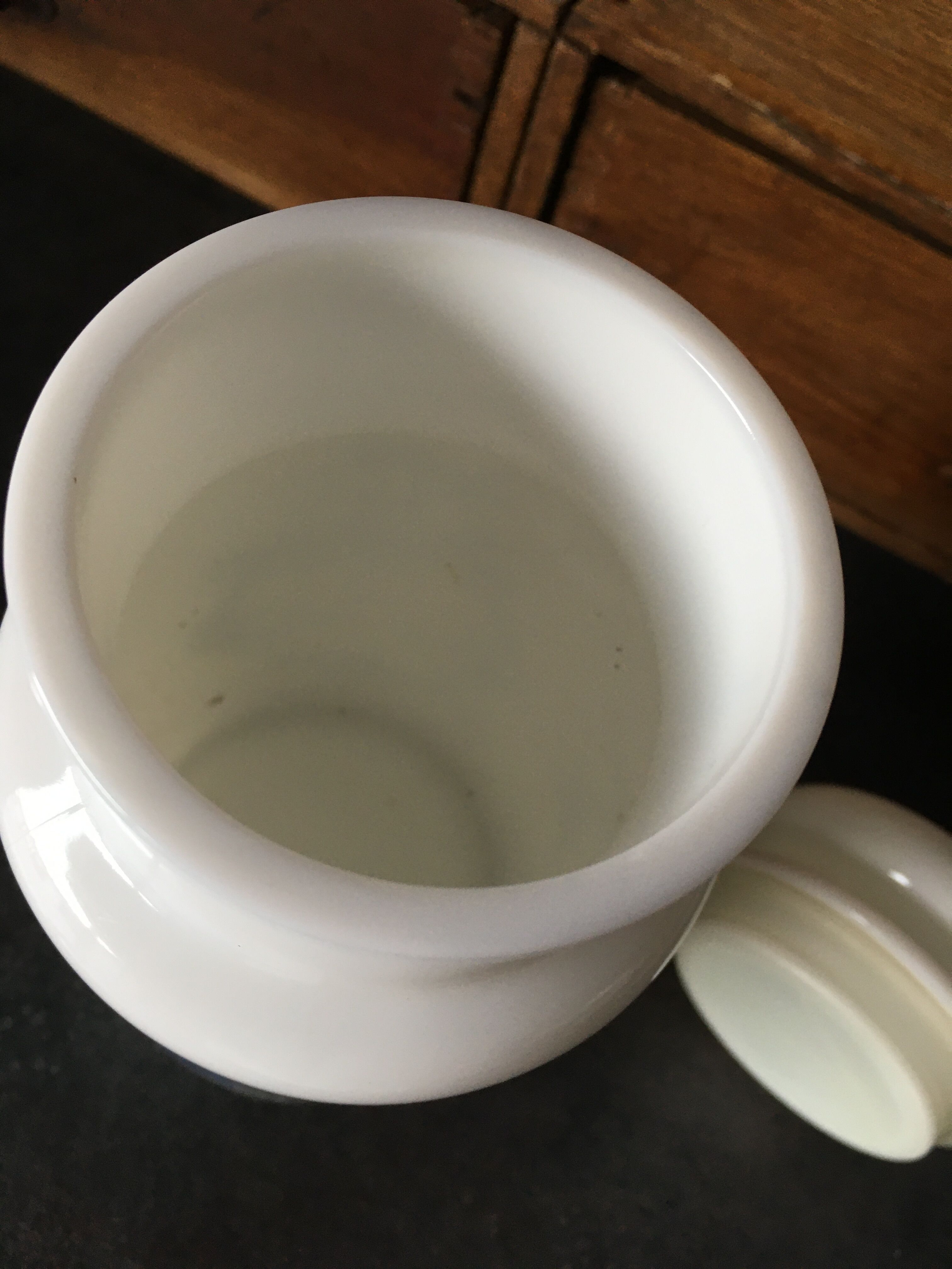 Lot 6 apothecary jars glass