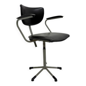 Mid-century 3311 desk chair by Toon de Wit for Gebroeders de Wit, 1960s