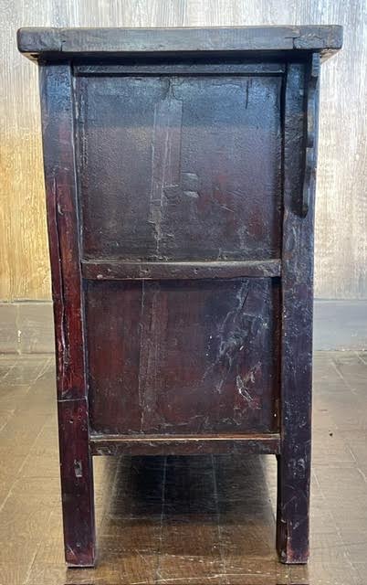 Antique Chinese buffet with 4 doors