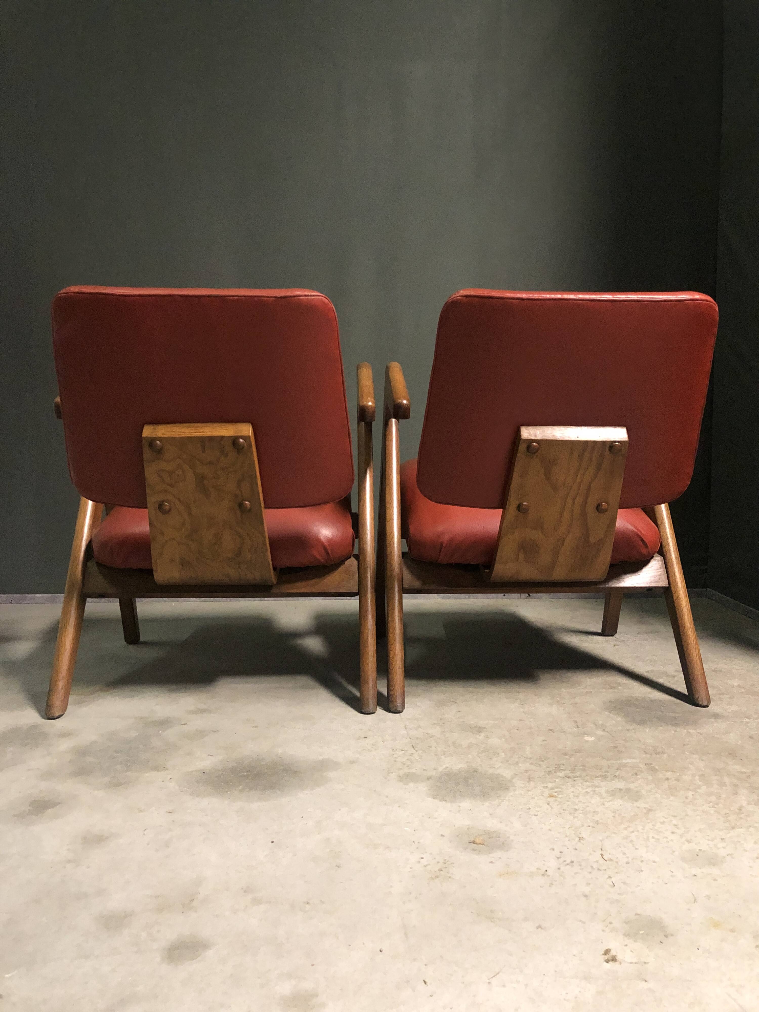 Pair of Hillestak armchairs designed in 1950s by Robin Day for Hille,