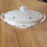 Vintage porcelain vegetable dish/soup tureen