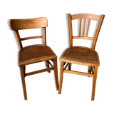 Paire de chaise bistrot dépareillée