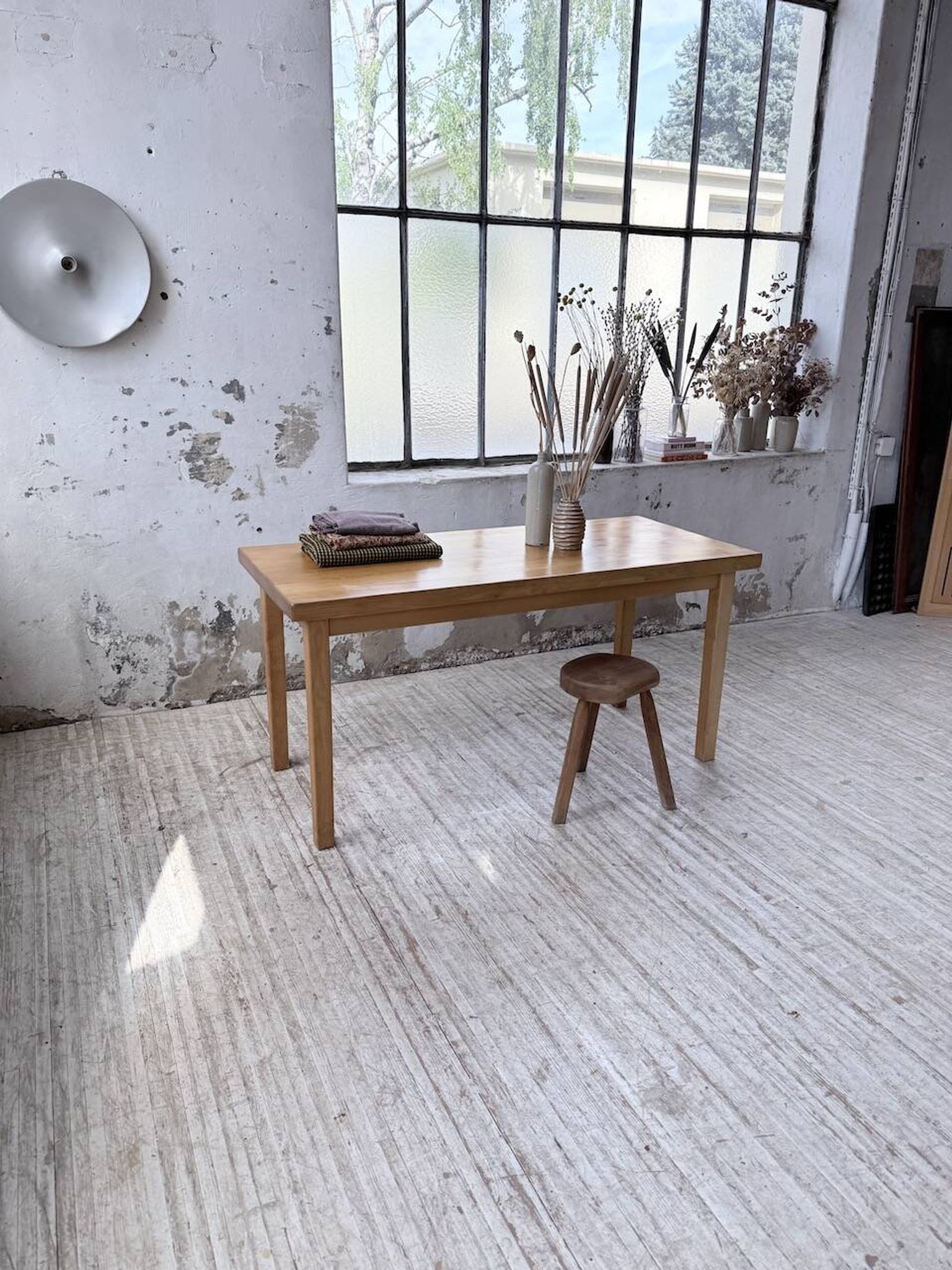Solid elm farmhouse table 150cm