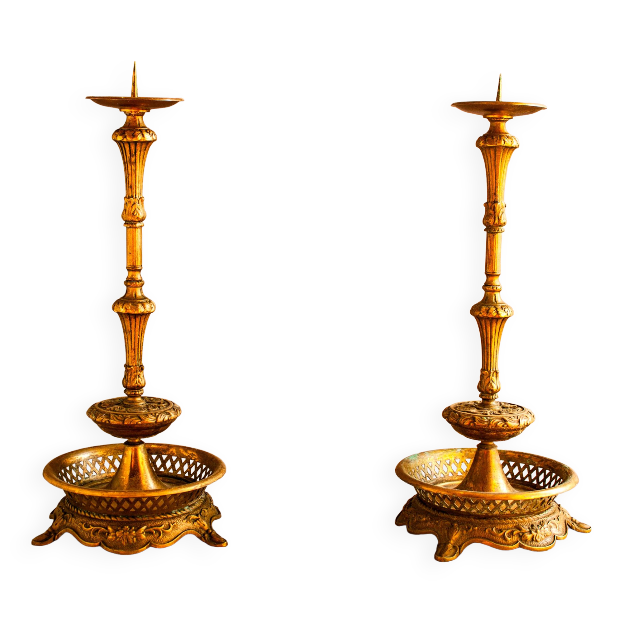 Bronze candlesticks from the end of the 19th century to the beginning of the 20th century. bronze candles.candiles.
