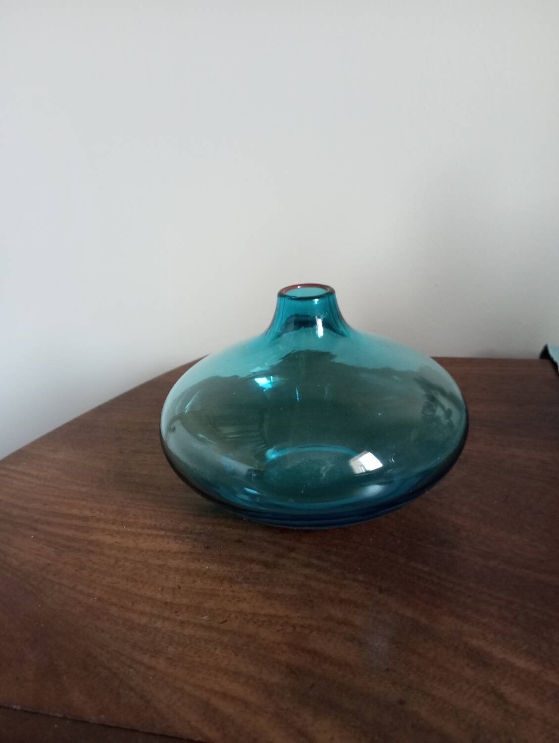 Small vase / single flower vase