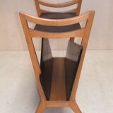 Magazine rack table
