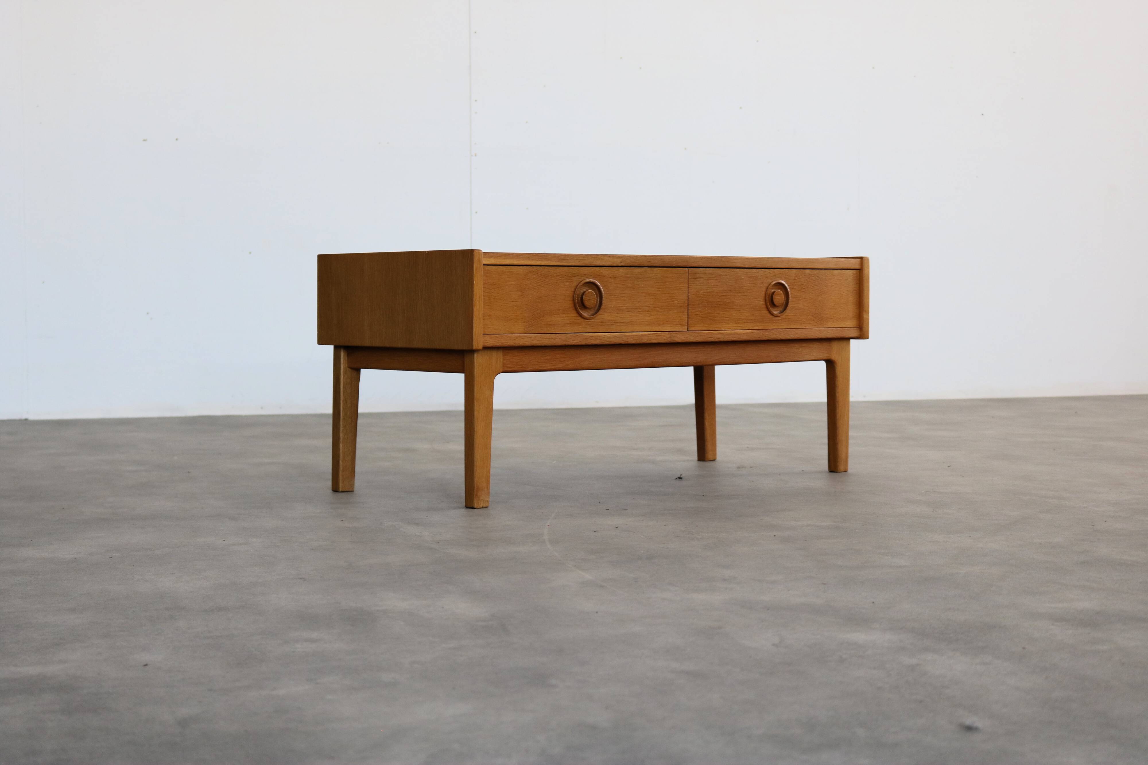 Commode, meuble bas, Suède années 1960
