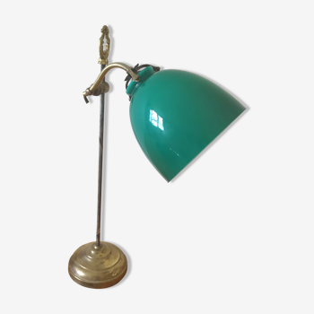 Lampe de bureau avec globe en opaline verte